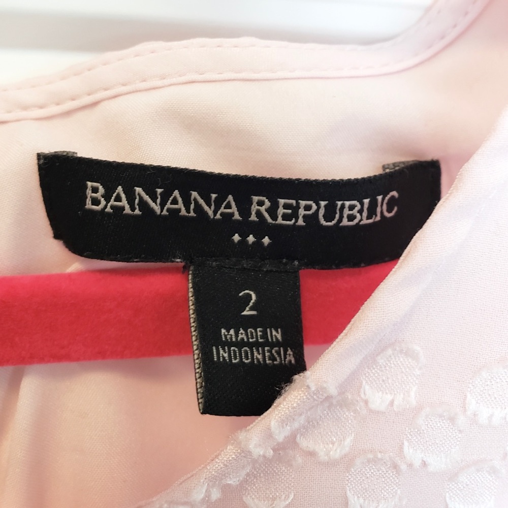 Banana Republic Pink Flutter Sleeve Ruffe Blouse - Picture 3 of 4
